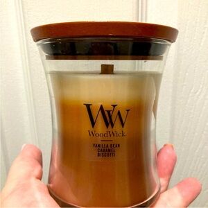 WoodWick Cafe Sweets Candle with Wooden Lid / Medium Size